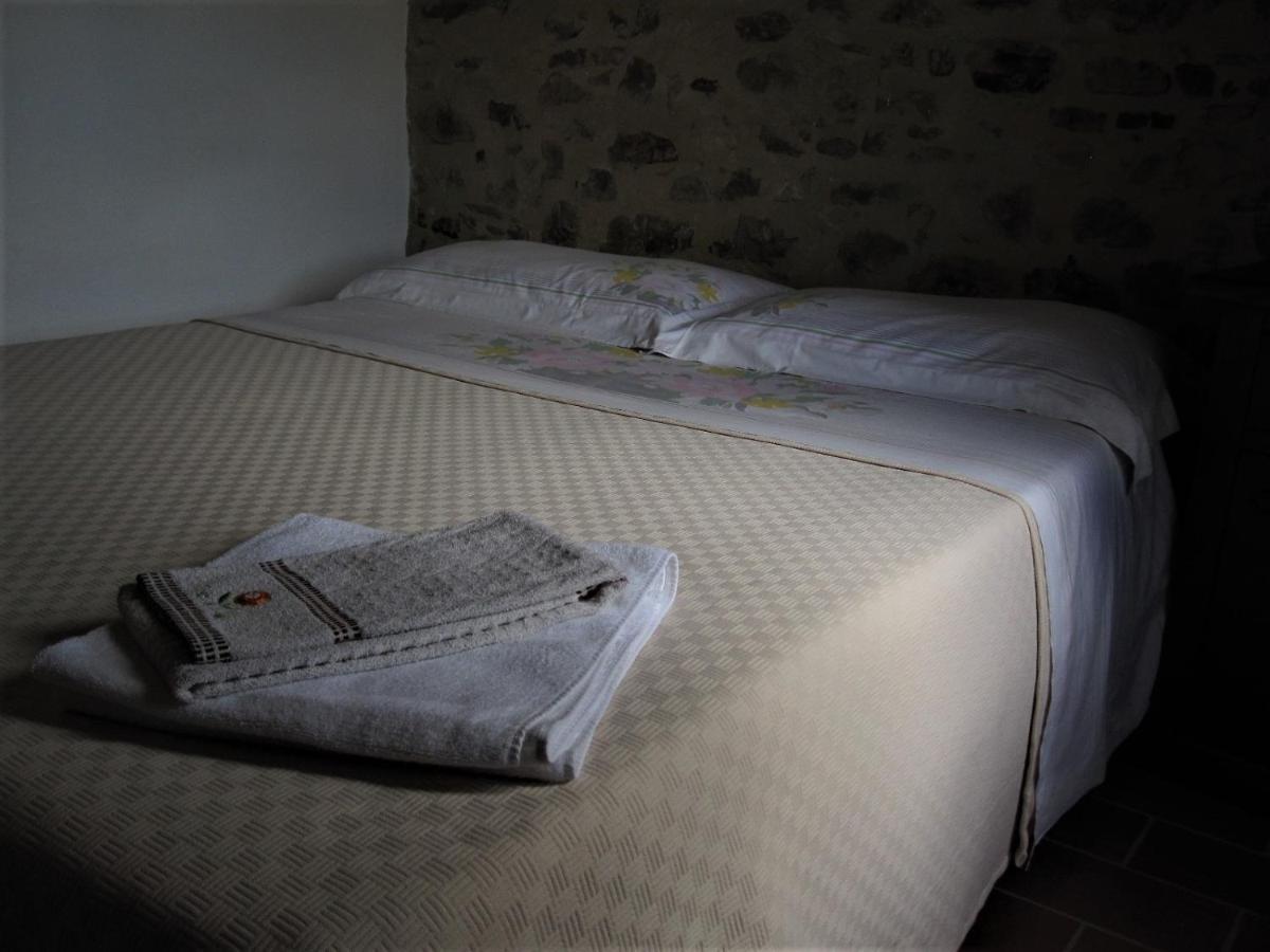 La Pietra Rara B&B Montone  Eksteriør bilde