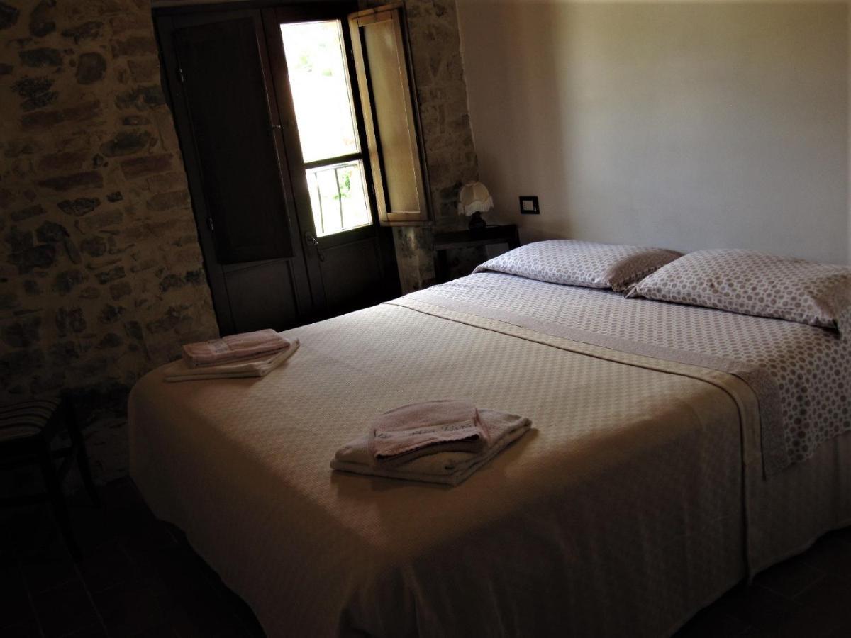 La Pietra Rara B&B Montone  Eksteriør bilde