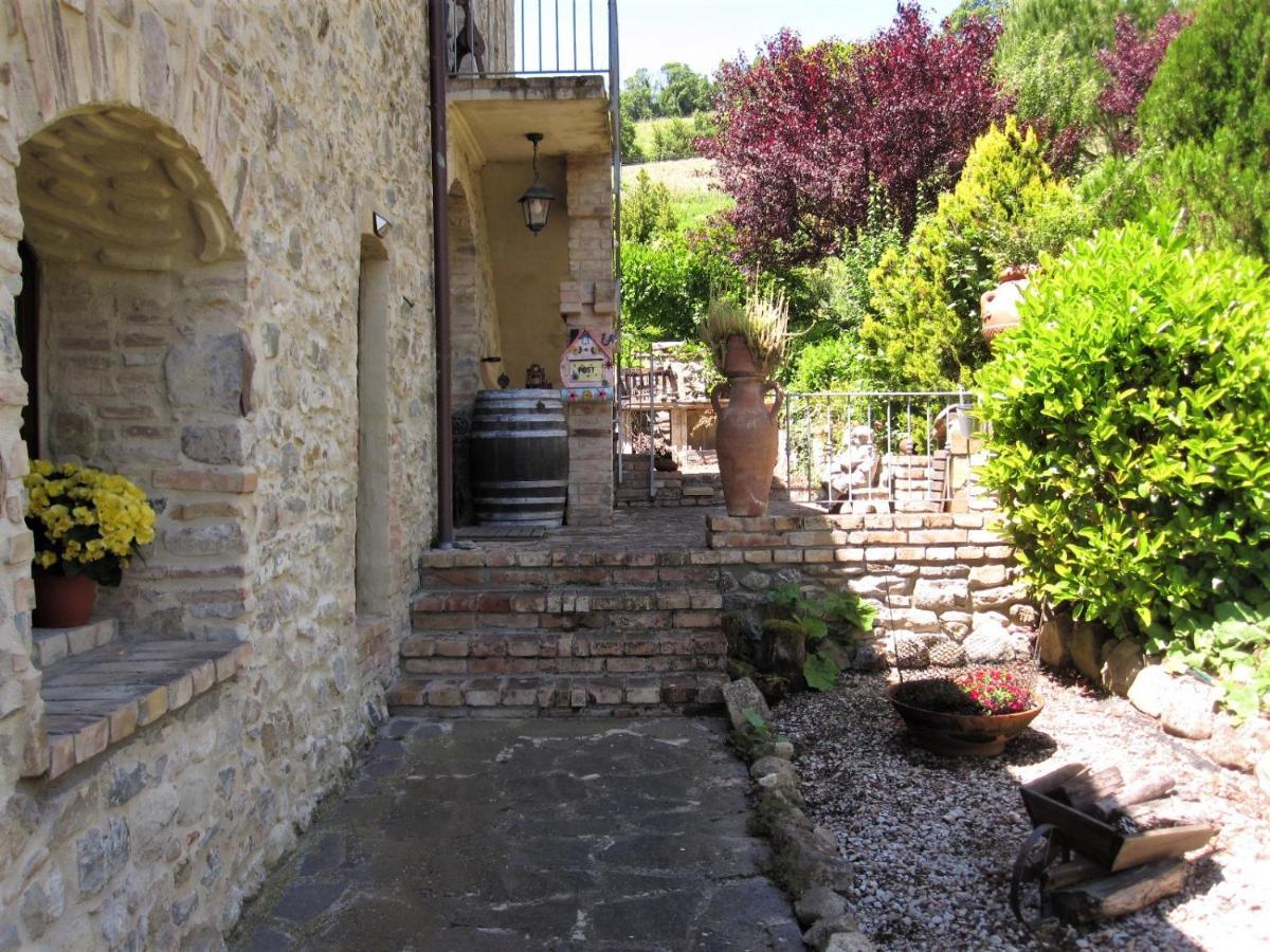 La Pietra Rara B&B Montone  Eksteriør bilde